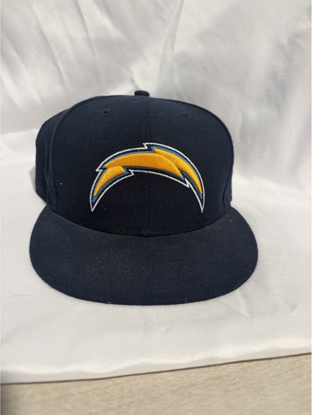 New Era 59FIFTY NFL Los Angeles Chargers Low Profile Fitted Hat Cap Navy Sz 7.5